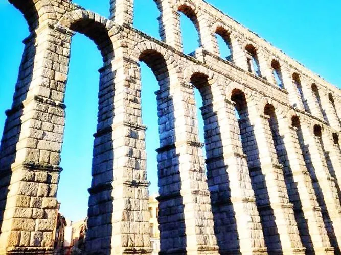 Plaza Сеговия